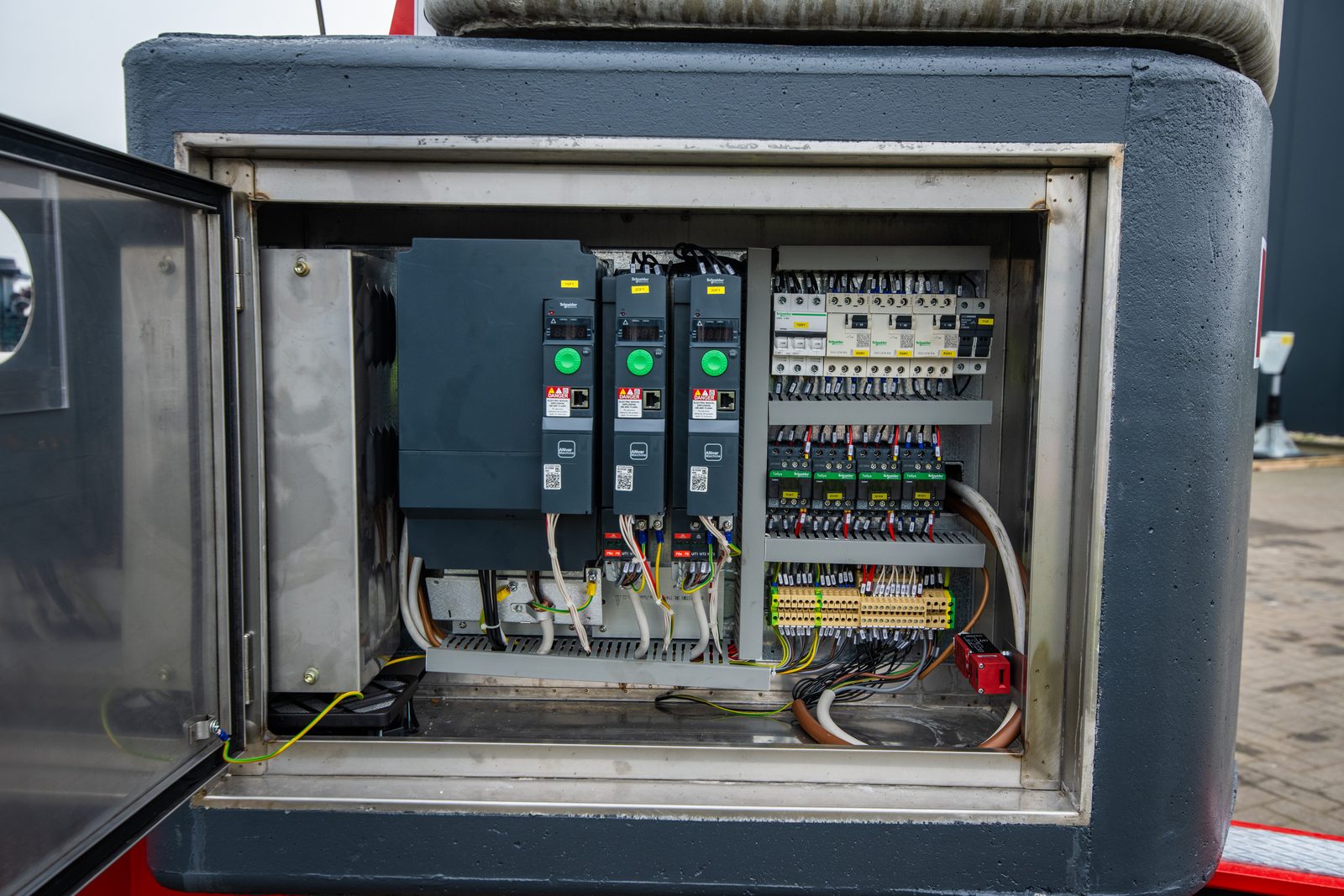 Cattaneo CM221A – Detail Technik
